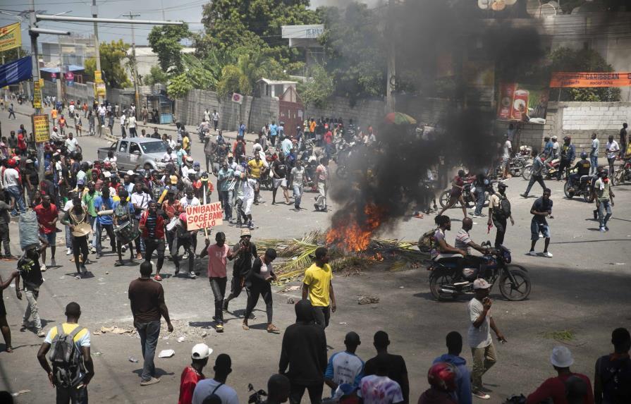 proteste e violenza ad Haiti